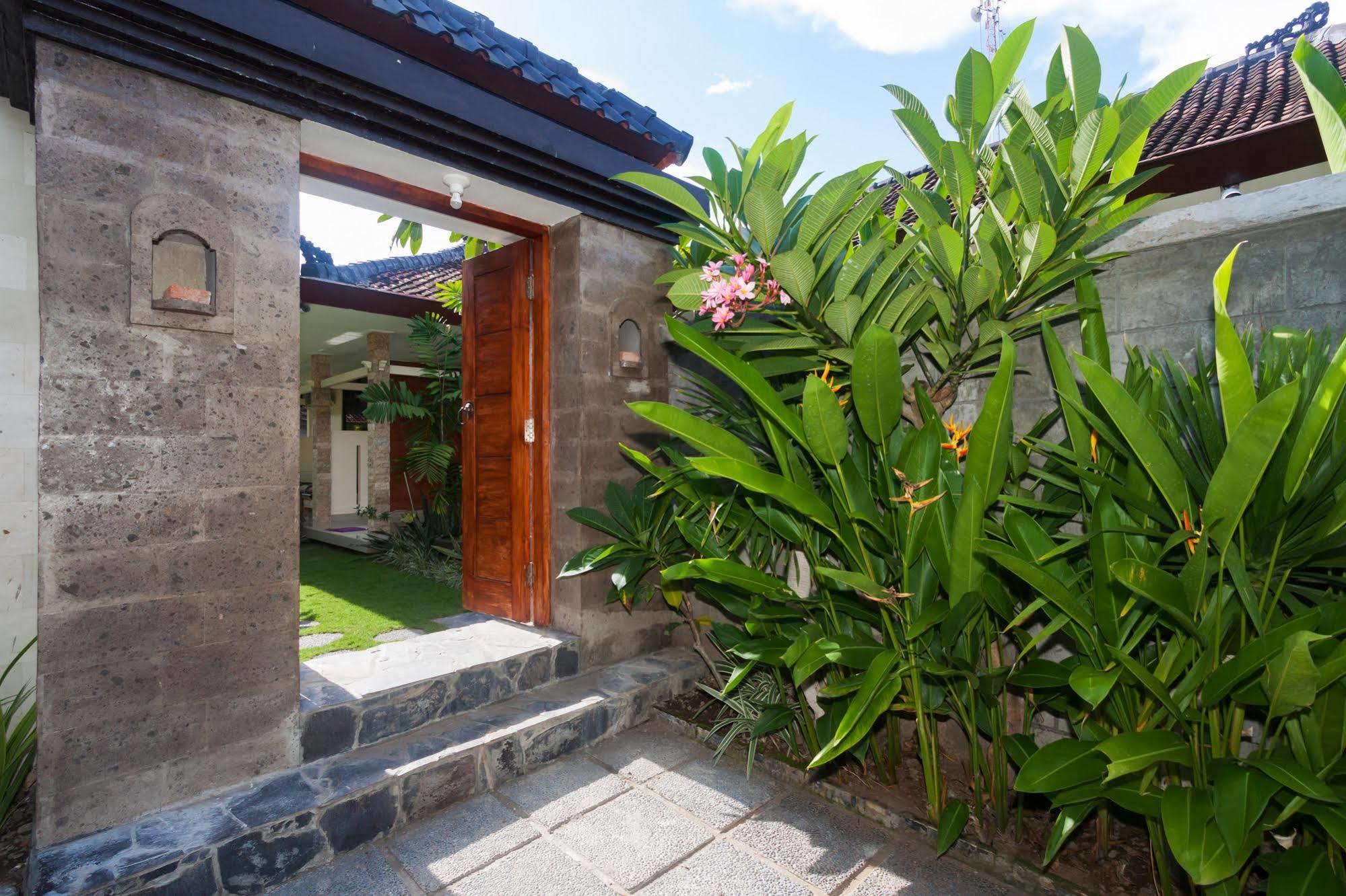 Zen Rooms Sanur Blanjong Sekawaru Zewnętrze zdjęcie